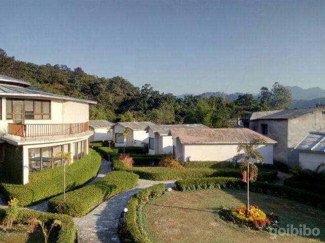 Corbett Rattan Otel Garjia Dış mekan fotoğraf