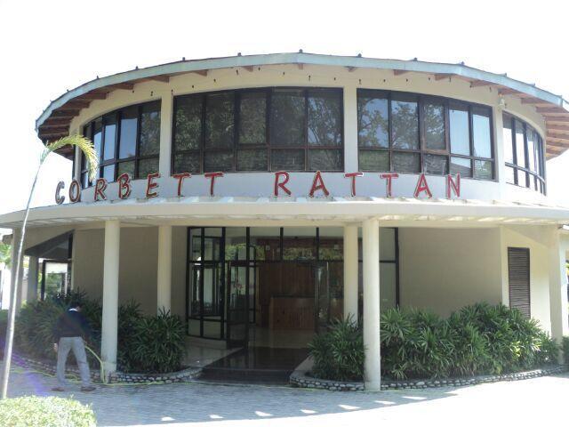 Corbett Rattan Otel Garjia Dış mekan fotoğraf